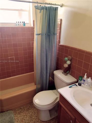 12501 SW 90th Ave, Miami, FL 33176