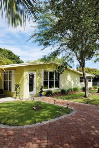 12501 SW 90th Ave, Miami, FL 33176