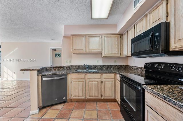 1280 S Alhambra Cir 2211, Coral Gables, FL 33146