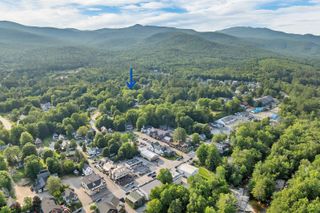 23 Oakes Street, Woodstock, NH 03262