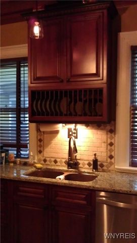 530 West Ferry Street N, Buffalo, NY 14222