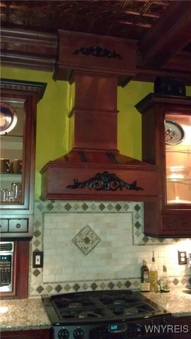 530 West Ferry Street N, Buffalo, NY 14222