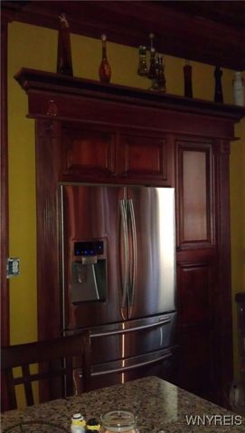 530 West Ferry Street N, Buffalo, NY 14222