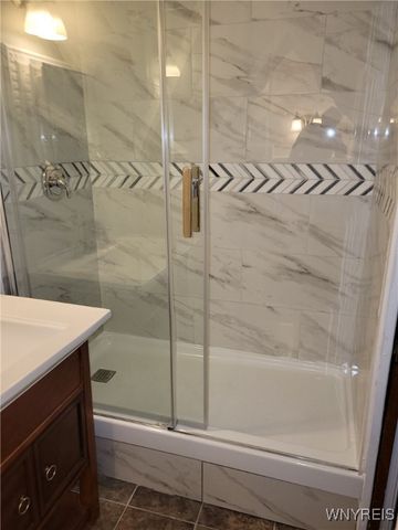 530 West Ferry Street N, Buffalo, NY 14222