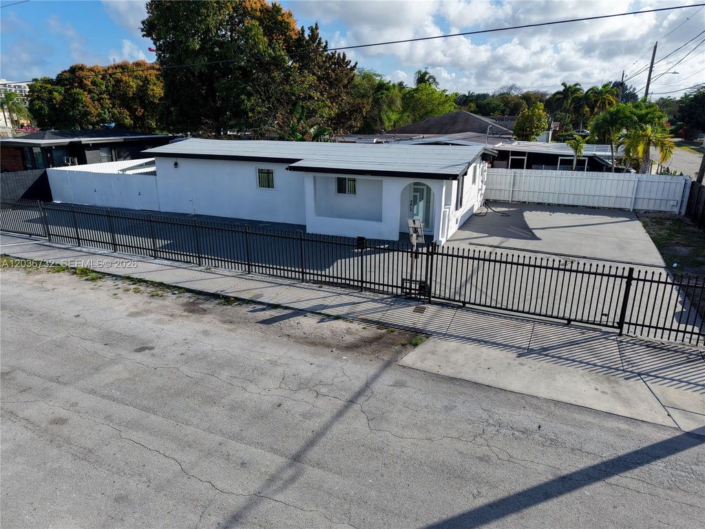 10090 W Fern St 10090, Miami, FL 33157