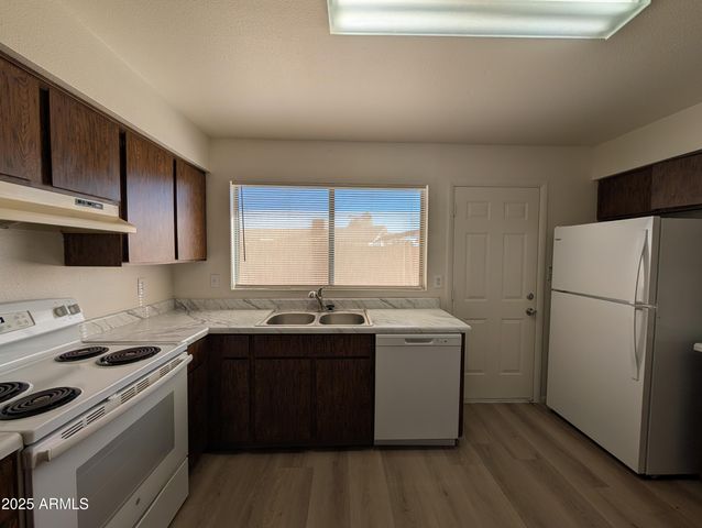 1709 W Posada Avenue, Mesa, AZ 85202