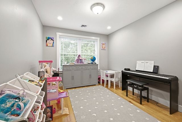 161 Chestnut Street C, Foxboro, MA 02035
