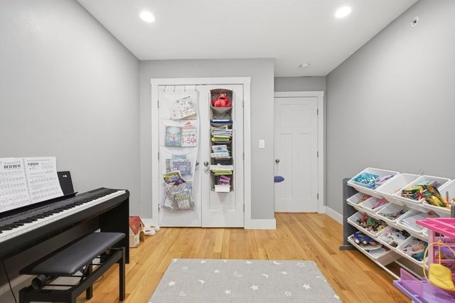 161 Chestnut Street C, Foxboro, MA 02035