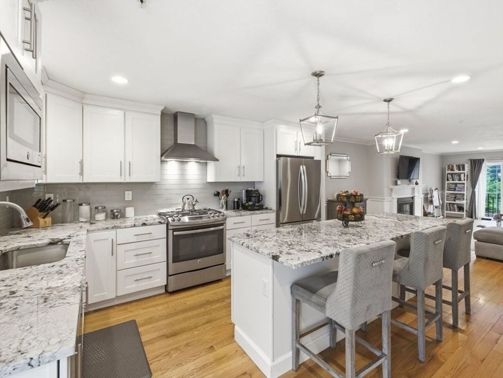 161 Chestnut Street C, Foxboro, MA 02035