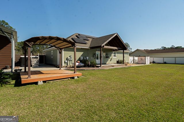 388 Forest Avenue, Baxley, GA 31513