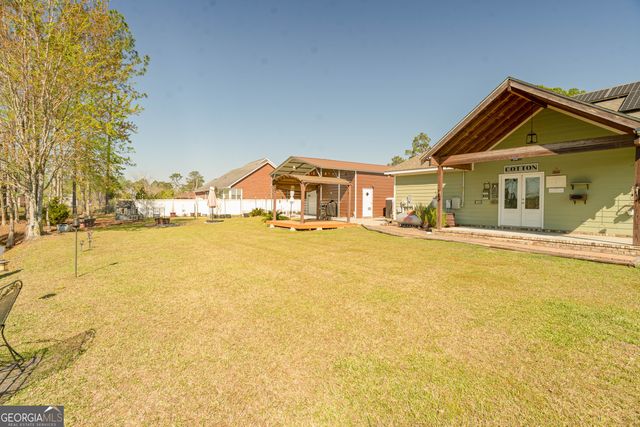 388 Forest Avenue, Baxley, GA 31513