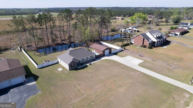 388 Forest Avenue, Baxley, GA 31513