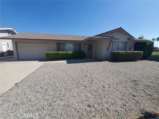 1261 W Mayberry Avenue, Hemet, CA 92543