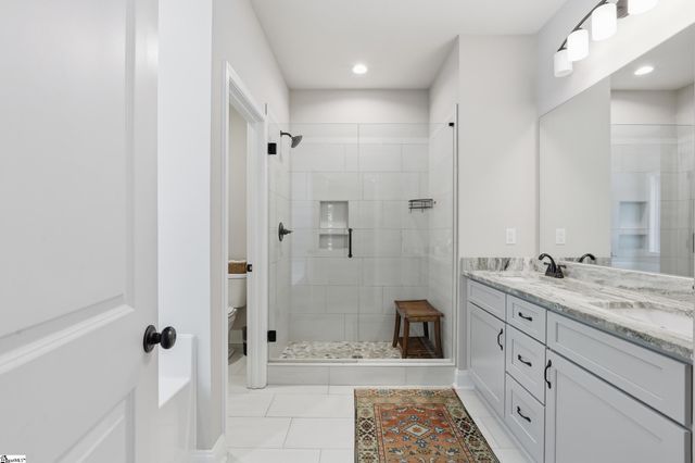 218 Adair Place, Laurens, SC 29630