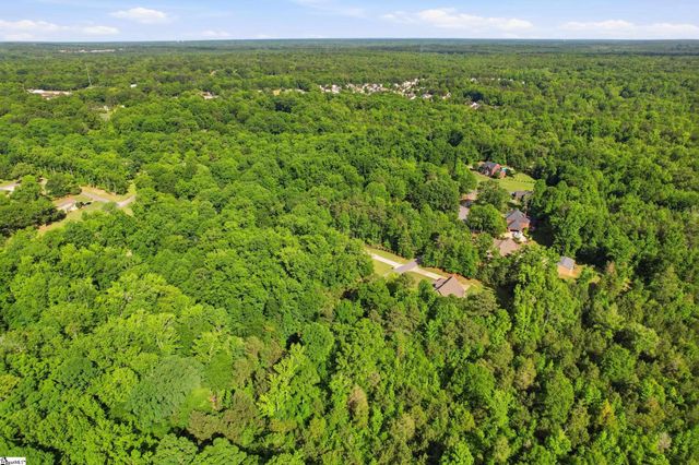 218 Adair Place, Laurens, SC 29630