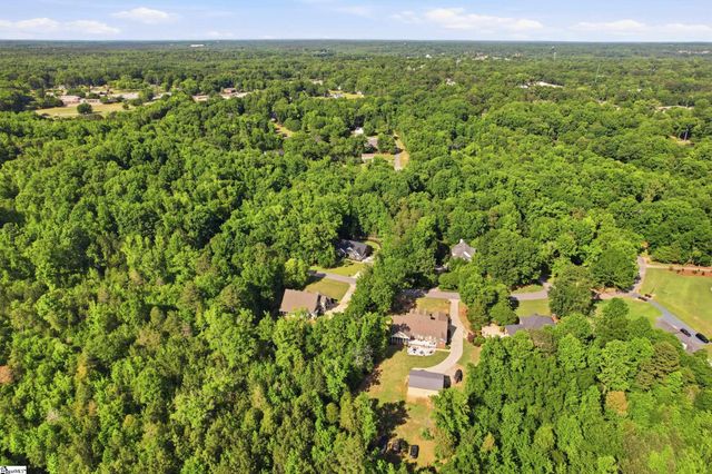 218 Adair Place, Laurens, SC 29630