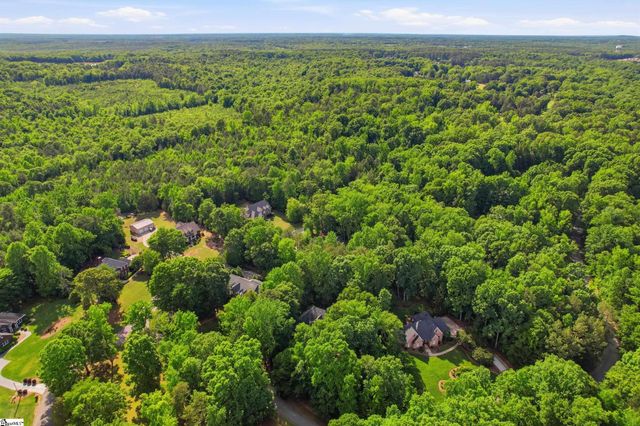 218 Adair Place, Laurens, SC 29630