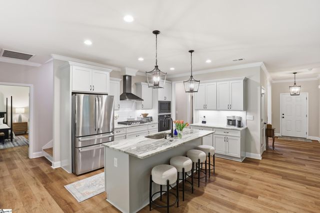 218 Adair Place, Laurens, SC 29630