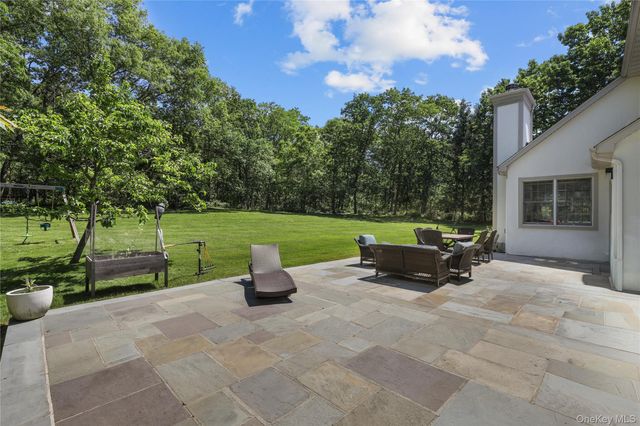 6 Horton Court, West Harrison, NY 10604