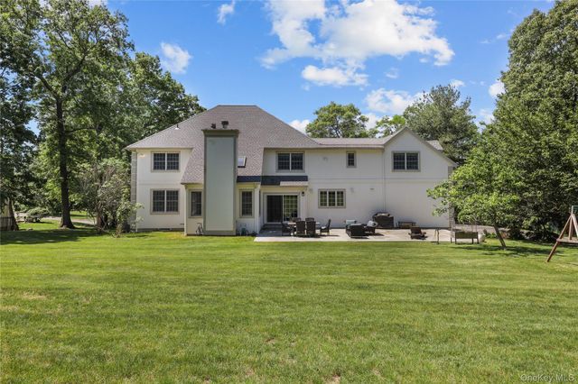 6 Horton Court, West Harrison, NY 10604