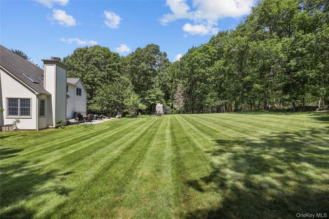 6 Horton Court, West Harrison, NY 10604