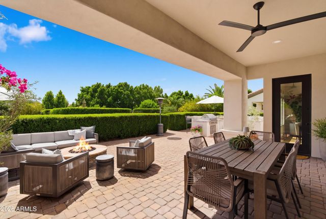 9219 W MOLLY Lane, Peoria, AZ 85383