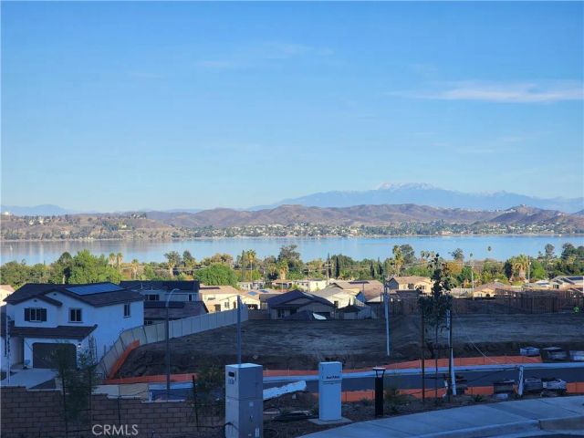 11 Bowmore, Lake Elsinore, CA 92530