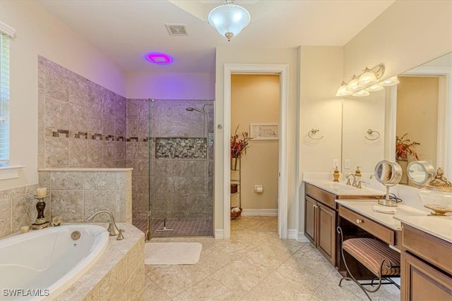 7859 Bucks Run DR, Naples, FL 34120