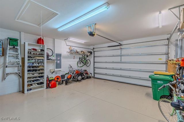 7859 Bucks Run DR, Naples, FL 34120