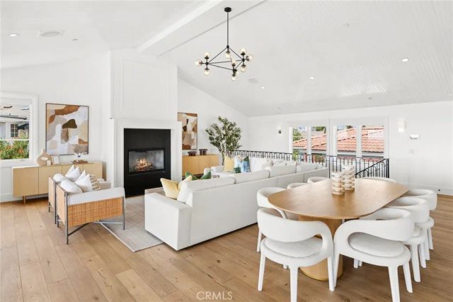 231 Tustin, Newport Beach, CA 92663