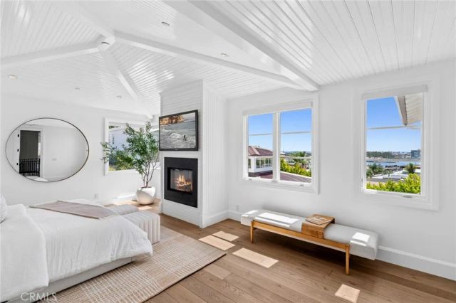 231 Tustin, Newport Beach, CA 92663