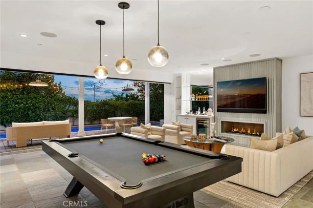 231 Tustin, Newport Beach, CA 92663