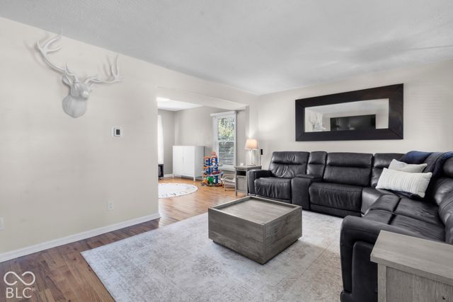 1067 Arlington Court, Carmel, IN 46280
