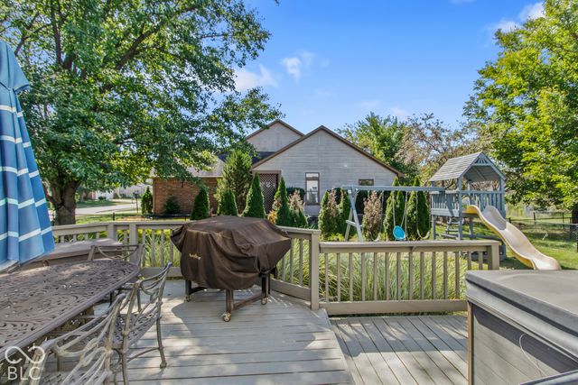1067 Arlington Court, Carmel, IN 46280