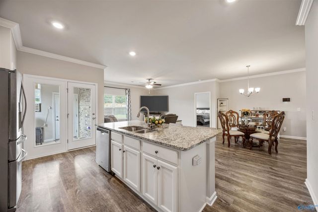 14765 London Lane, Athens, AL 35613