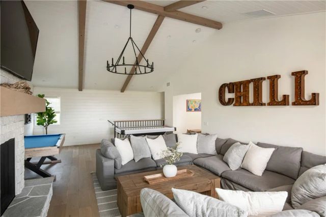 29014 Mammoth, Lake Arrowhead, CA 92352