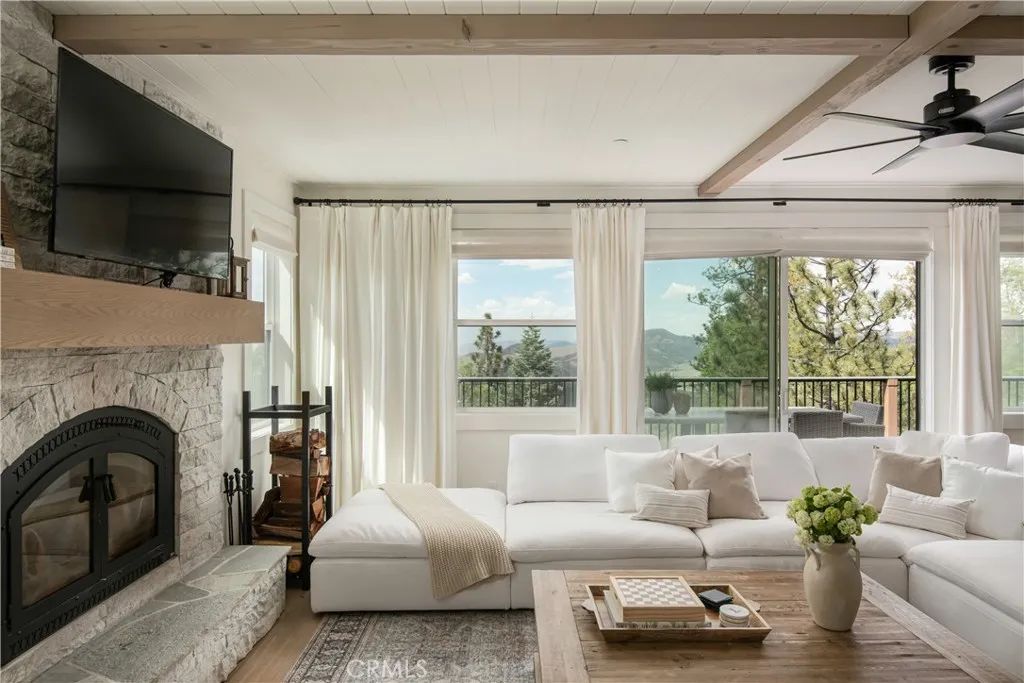 29014 Mammoth, Lake Arrowhead, CA 92352