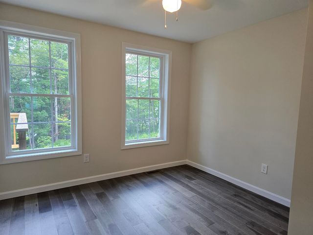 11 Hill Street, Newport, NH 03773