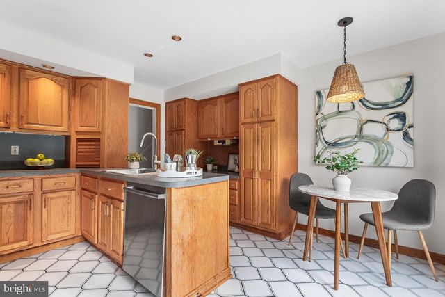 381 STEEPLECHASE RD, Media, PA 19063