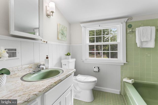 381 STEEPLECHASE RD, Media, PA 19063