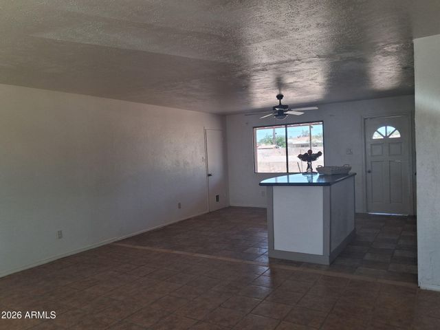 4716 W OSBORN Road, Phoenix, AZ 85031