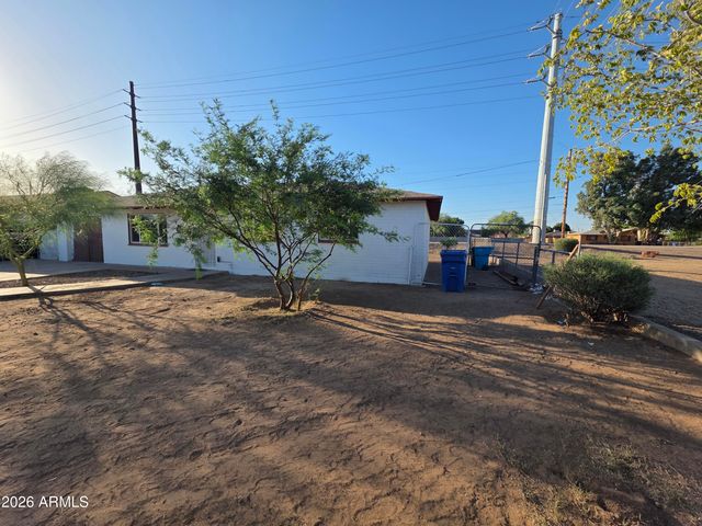 4716 W OSBORN Road, Phoenix, AZ 85031