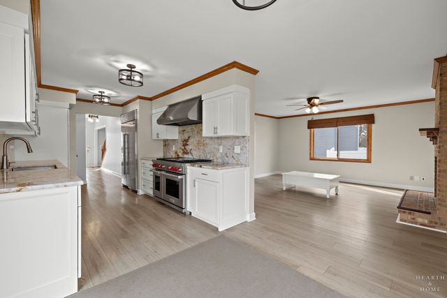 1343 Knollwood Circle, Crystal Lake, IL 60014