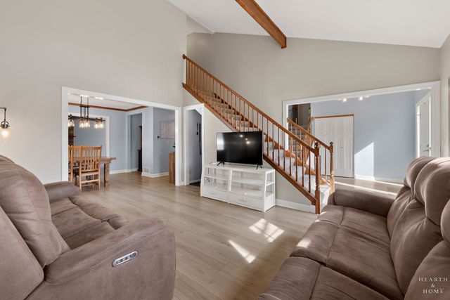 1343 Knollwood Circle, Crystal Lake, IL 60014