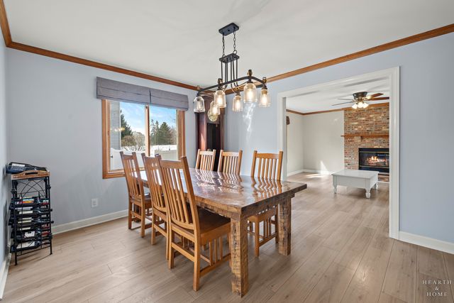 1343 Knollwood Circle, Crystal Lake, IL 60014