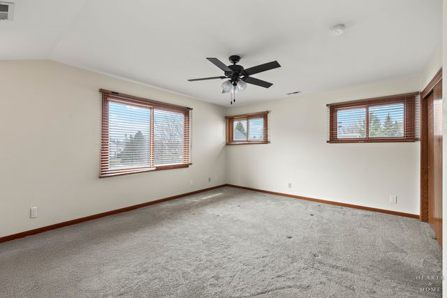 1343 Knollwood Circle, Crystal Lake, IL 60014