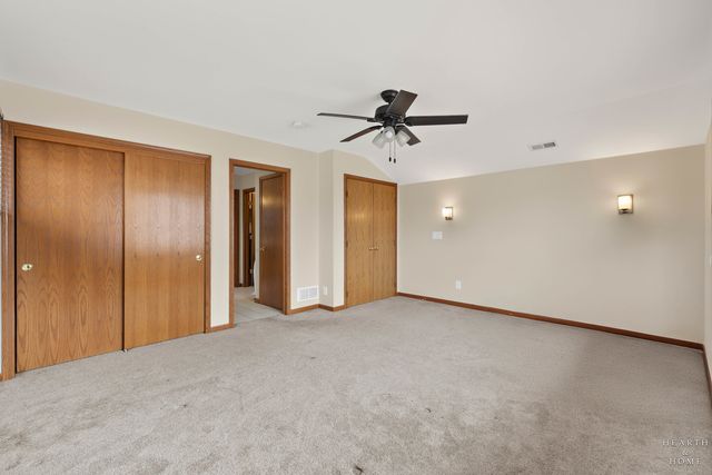 1343 Knollwood Circle, Crystal Lake, IL 60014