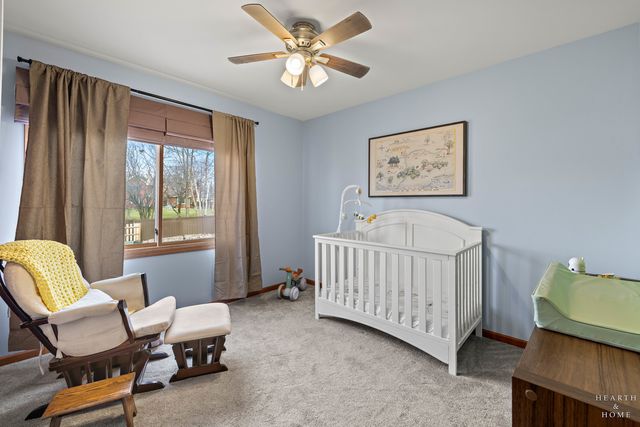 1343 Knollwood Circle, Crystal Lake, IL 60014