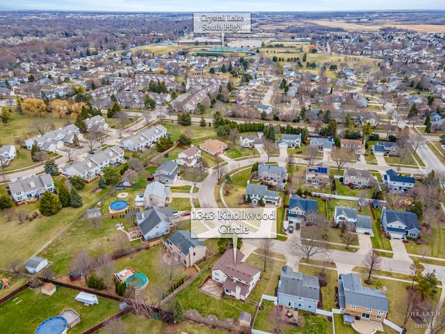 1343 Knollwood Circle, Crystal Lake, IL 60014
