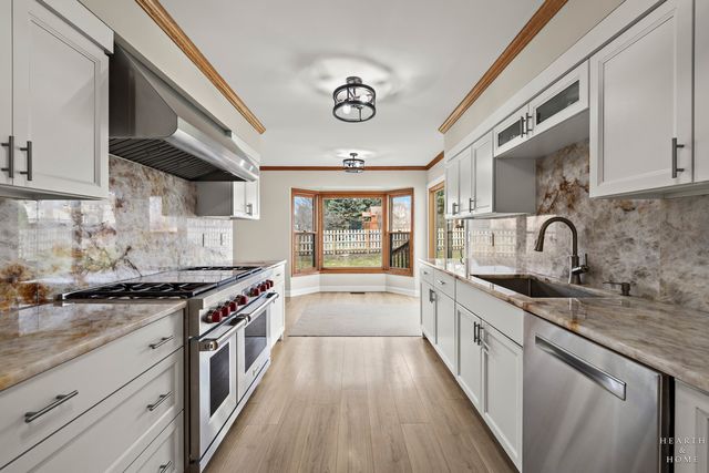 1343 Knollwood Circle, Crystal Lake, IL 60014